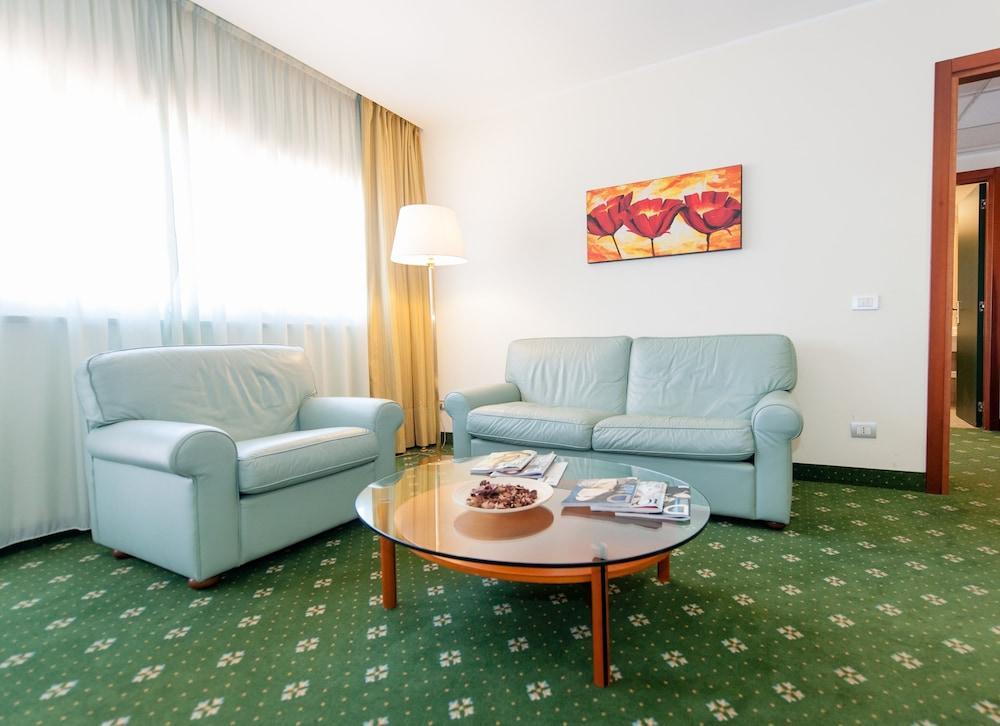 Bv Hotel Oly Рим Екстер'єр фото