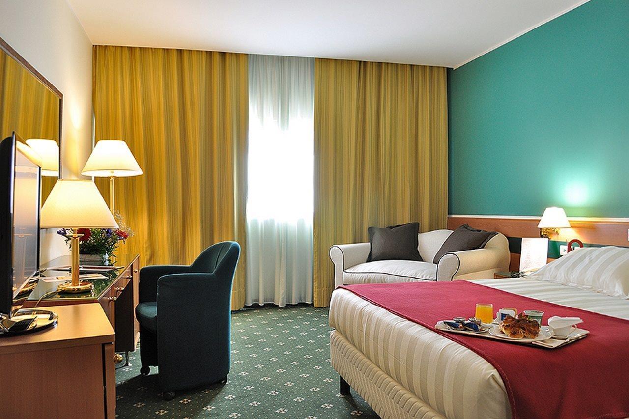 Bv Hotel Oly Рим Екстер'єр фото